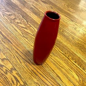 NWT! MAKE AN OFFER! Red vase, size 4” x 2” x 11”, in perfect condition